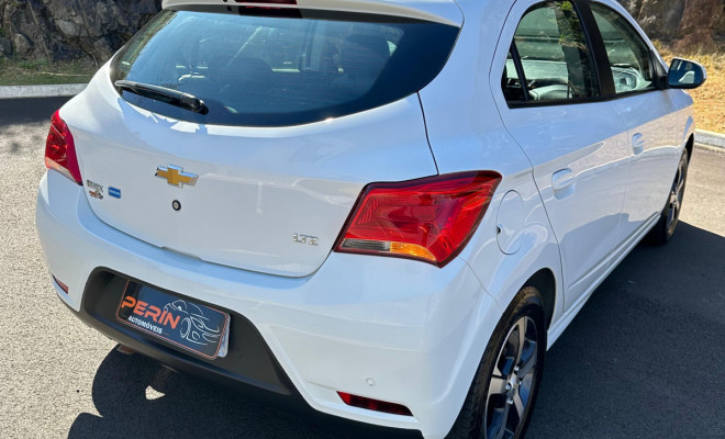 GM - Chevrolet ONIX HATCH LTZ 1.4 8V FlexPower 5p Aut. 2018 Flex-13