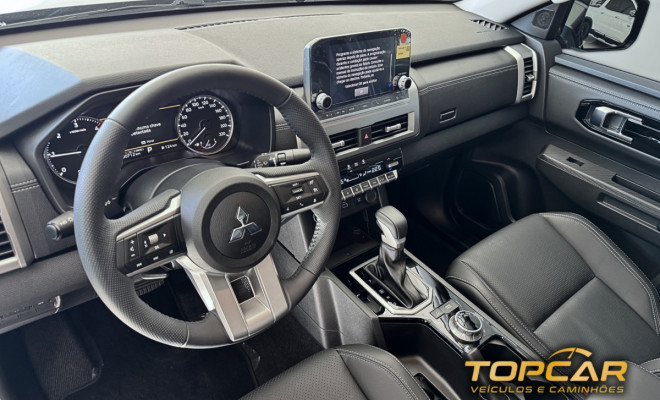 Mitsubishi Triton HPE-S 2.4 CD 4x4 TB Diesel Aut. 2026 Diesel-8