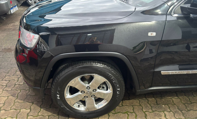 Jeep Grand Cherokee Limited 3.6 4x4 V6 Aut. 2012 Gasolina-4