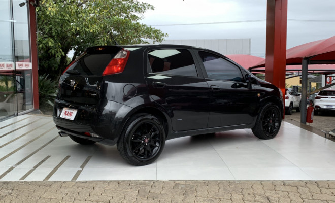 Fiat Punto ESSENCE 1.6 Flex 16V 5p 2011 Flex-2