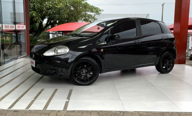 Fiat Punto ESSENCE 1.6 Flex 16V 5p 2011 Flex
