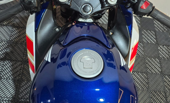 HONDA CBR 250R 2012 Gasolina-2