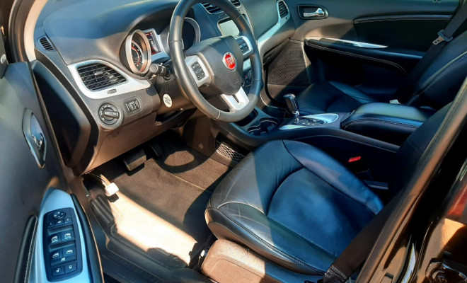 Fiat FREEMONT EMOT./PRECISION 2.4 16V 5p Aut. 2013 Gasolina-5