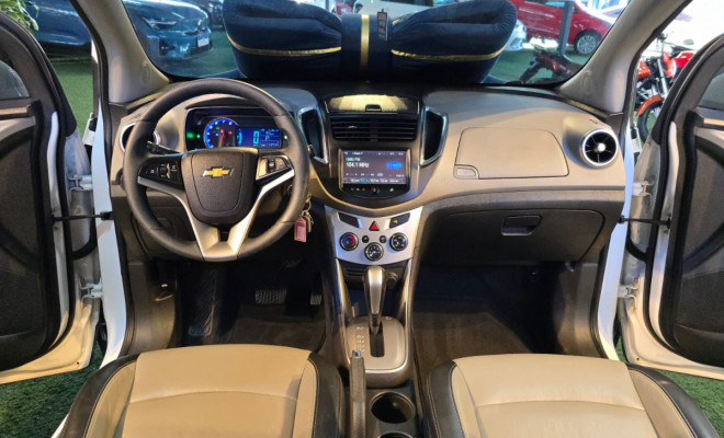 GM - Chevrolet TRACKER LTZ 1.8 16V Flex 4x2 Aut. 2015 Flex-10