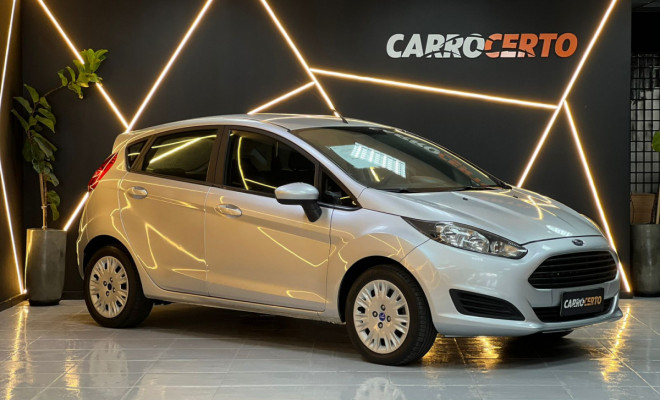 Ford Fiesta 1.5  Mec. 5p 2015 Flex  ÓTIMO PARA DIA A DIA