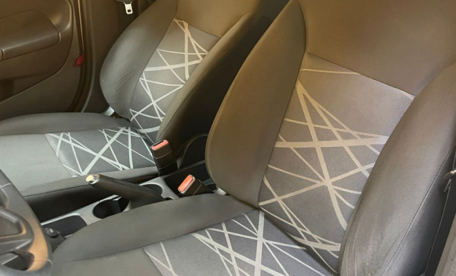 Ford Fiesta 1.5  Mec. 5p 2015 Flex  ÓTIMO PARA DIA A DIA-6