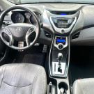 Hyundai Elantra GLS 1.8 16V Aut. 2012 Gasolina-12