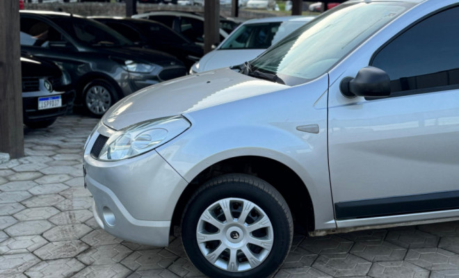 Renault SANDERO Expression Hi-Flex 1.0 16V 5p 2010 Flex-0