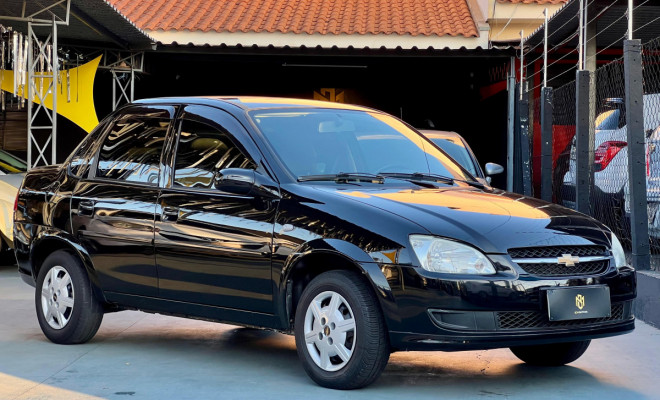GM - Chevrolet Classic Life/LS 1.0 VHC FlexP. 4p 2012 Flex