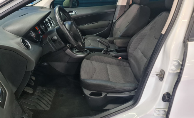 Peugeot 308 Active 1.6 Flex 16V 5p mec. 2013 Flex-1