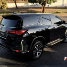 Toyota Hilux SW4 SRX Plat. 4x4 2.8 TB Die. Aut. 2024 Diesel-8