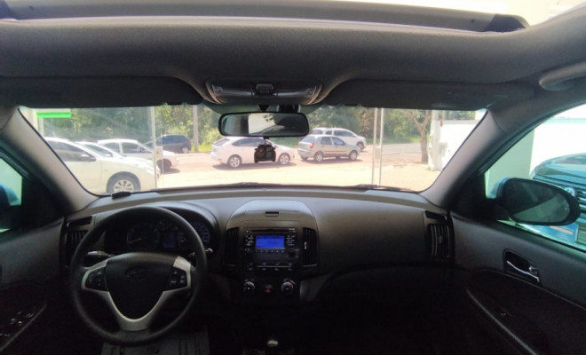 Hyundai i30 2.0 16V 145cv 5p Aut. 2011 Gasolina-4