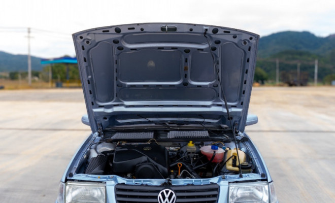VW - VolksWagen Santana 2.0 Mi 2p e 4p 2001 Gasolina-11