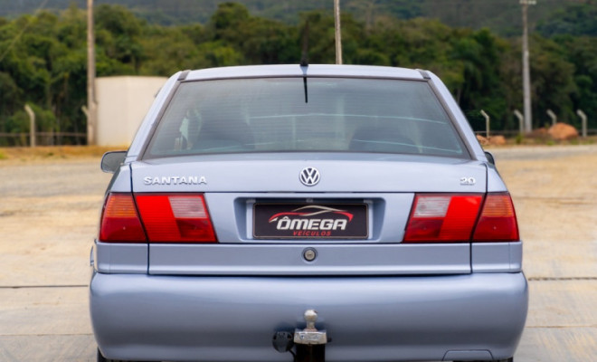 VW - VolksWagen Santana 2.0 Mi 2p e 4p 2001 Gasolina-9