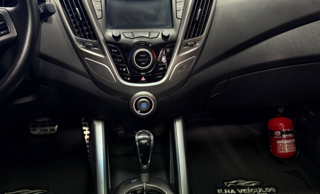 Hyundai Veloster 1.6 16V  140cv Aut. 2013 Gasolina-7