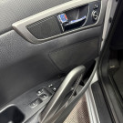 Hyundai Veloster 1.6 16V  140cv Aut. 2013 Gasolina-8