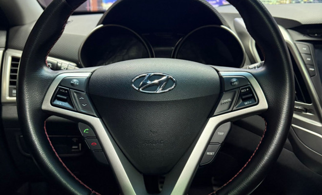 Hyundai Veloster 1.6 16V  140cv Aut. 2013 Gasolina-6