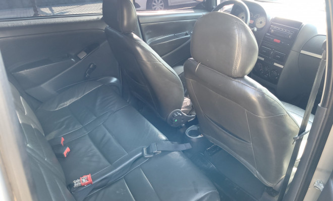 Fiat Idea ELX 1.4 mpi Fire Flex 8V 5p 2006 Flex-13