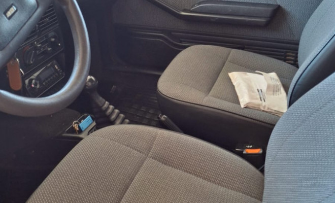 Fiat UNO Furgão 1.0 Fire Flex 8V 3p 2016 Flex-10
