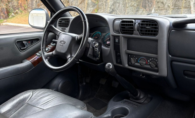 GM - Chevrolet S10 P-Up Executive 2.4 MPFI F.Power CD 2009 Flex-3