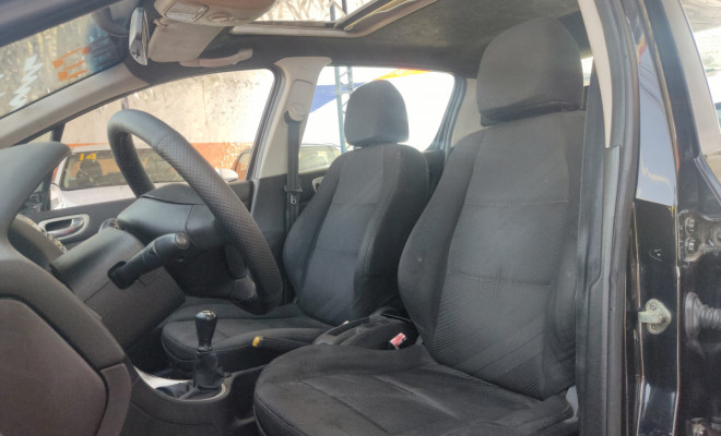 Peugeot 307 Sed. Presence 1.6 Flex 16V 4p 2009 Flex-13