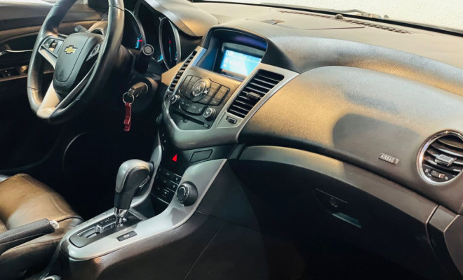GM - Chevrolet CRUZE LT 1.8 16V FlexPower 4p Aut. 2012 Flex-6