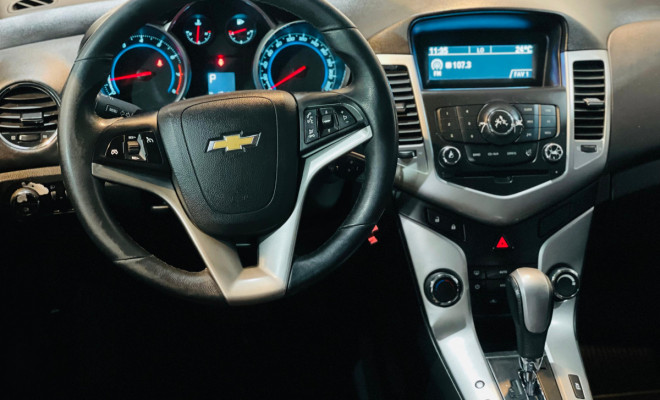 GM - Chevrolet CRUZE LT 1.8 16V FlexPower 4p Aut. 2012 Flex-10