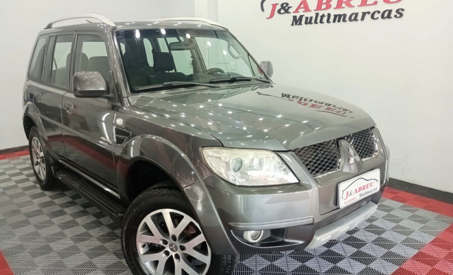 Mitsubishi Pajero TR4 2.0/ 2.0 Flex 16V 4x4 Aut. 2015 Flex