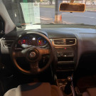 VW - VolksWagen Fox 1.0 Mi Total Flex 8V 5p 2010 Flex-4