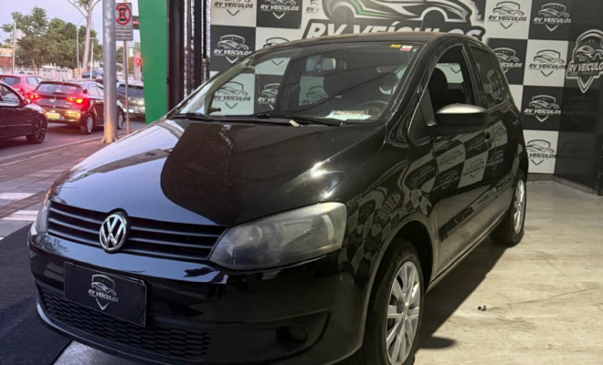 VW - VolksWagen Fox 1.0 Mi Total Flex 8V 5p 2010 Flex-0