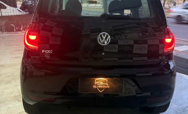 VW - VolksWagen Fox 1.0 Mi Total Flex 8V 5p 2010 Flex-2