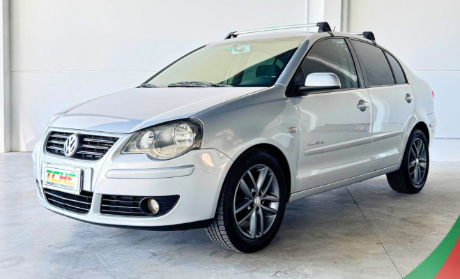 VW - VolksWagen Polo Sed. COMFORT. 1.6 Mi Tot. Flex 8v 2009 Flex