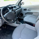 Renault Clio Hi-Flex 1.0 Flex - 2011-9