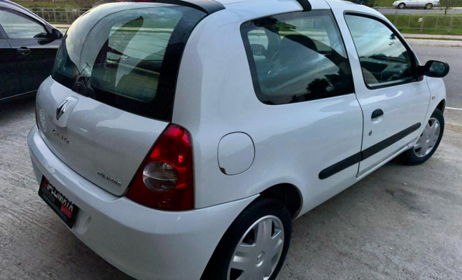 Renault Clio Hi-Flex 1.0 Flex - 2011-2