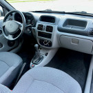 Renault Clio Hi-Flex 1.0 Flex - 2011-8