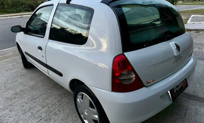 Renault Clio Hi-Flex 1.0 Flex - 2011-3