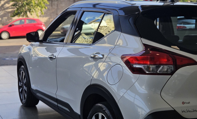 Nissan KICKS SL 1.6 16V FlexStar 5p Aut. 2020 Flex-10