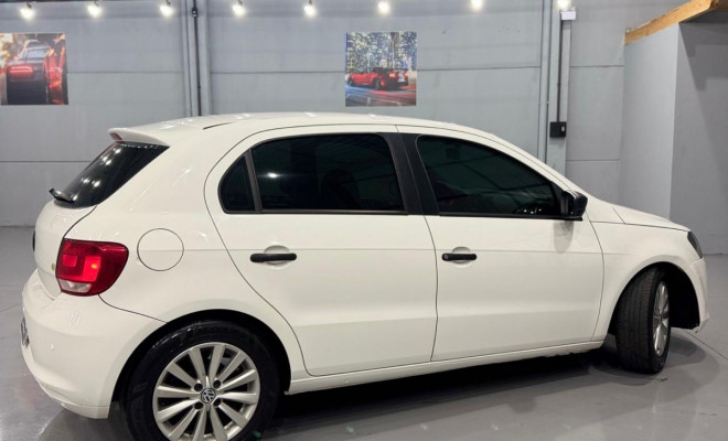 VW - VolksWagen Gol (novo) 1.0 Mi Total Flex 8V 4p 2014 Flex-3