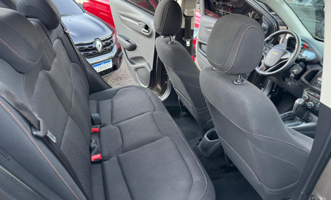GM - Chevrolet ONIX HATCH LTZ 1.4 8V FlexPower 5p Aut. 2014 Flex-13