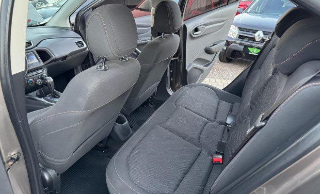 GM - Chevrolet ONIX HATCH LTZ 1.4 8V FlexPower 5p Aut. 2014 Flex-7