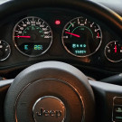 Jeep Wrangler Unlimited Sport 3.6 V6 284cv 4p 2014 Gasolina-16