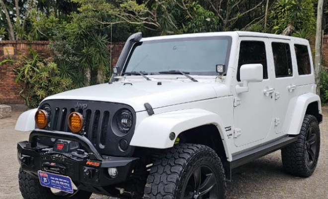 Jeep Wrangler Unlimited Sport 3.6 V6 284cv 4p 2014 Gasolina-1