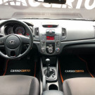 Kia Motors Cerato 1.6 Mec. 2011 Gasolina  Corre que este não fica MUITO TEMPO-4