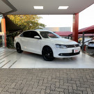 VW - VolksWagen JETTA Comfortline 2.0 T.Flex 8V 4p Tipt. 2013 Flex-1
