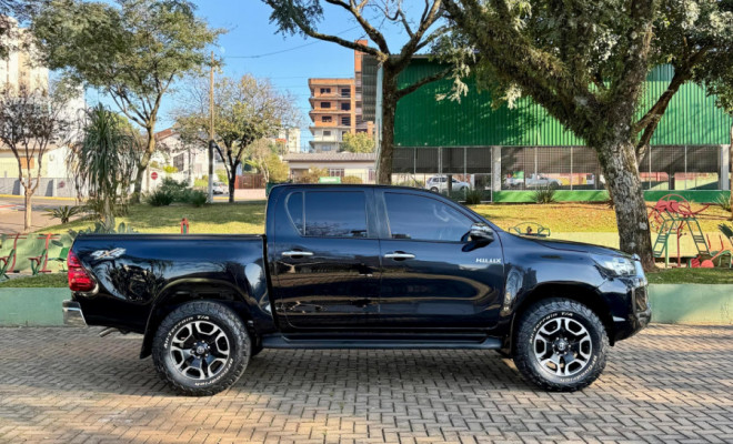 Toyota Hilux CD SRV 4x4 2.8 TDI Diesel Aut. 2021 Diesel-15