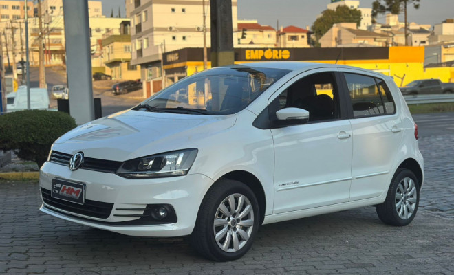 VW - VolksWagen Fox Comfortline 1.0 Flex 12V 5p 2016 Flex-1