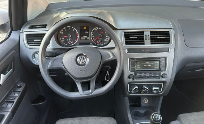VW - VolksWagen Fox Comfortline 1.0 Flex 12V 5p 2016 Flex-4