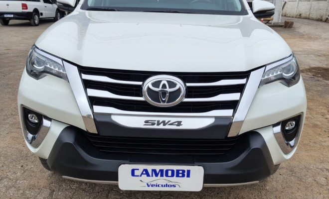 Toyota Hilux SW4 SRX 4x4 2.8 TDI 16V Dies. Aut. 2020 Diesel-0