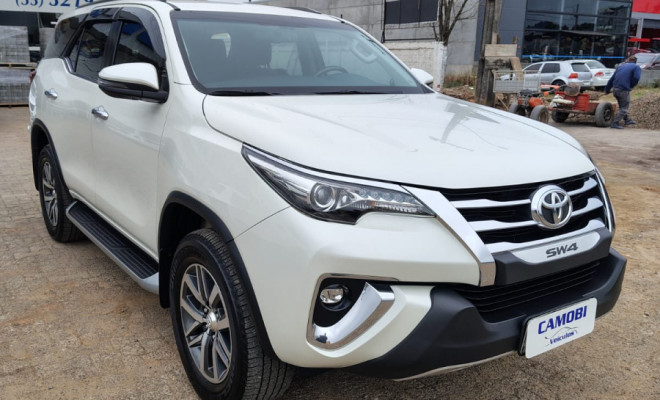 Toyota Hilux SW4 SRX 4x4 2.8 TDI 16V Dies. Aut. 2020 Diesel-1