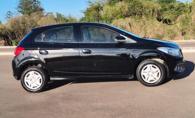GM - Chevrolet ONIX HATCH LT 1.0 8V FlexPower 5p Mec. 2014 Flex-0